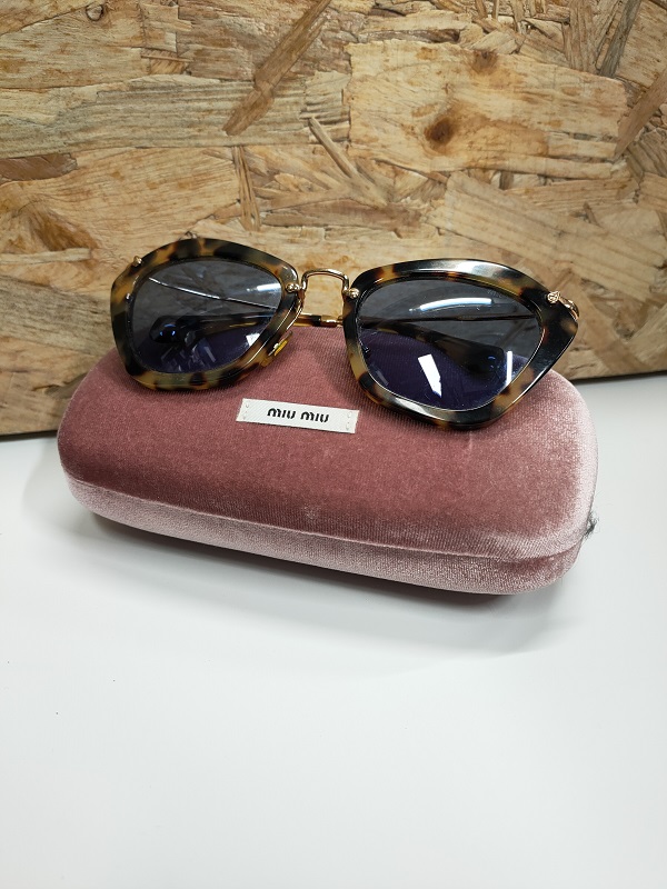 Lunette de soleil online miu miu